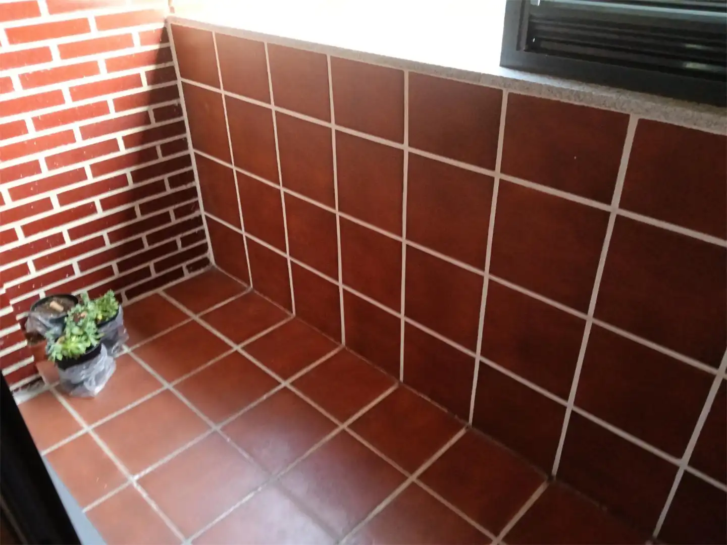 Pis en venda a Calle Zaragoza, 26, Flores de Sil - La Placa Cuina de Pis en venda en Ponferrada amb Aire condicionat, Calefacció i Parquet