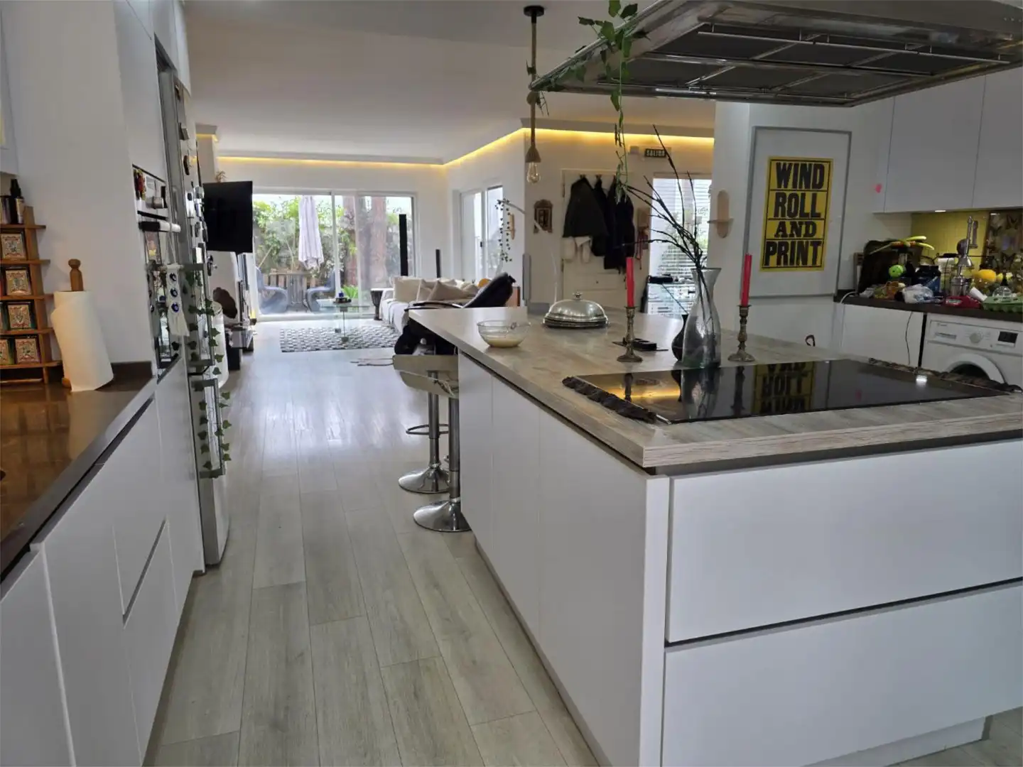 Cuina de Casa o xalet en venda en Marbella amb Aire condicionat, Calefacció i Jardí privat