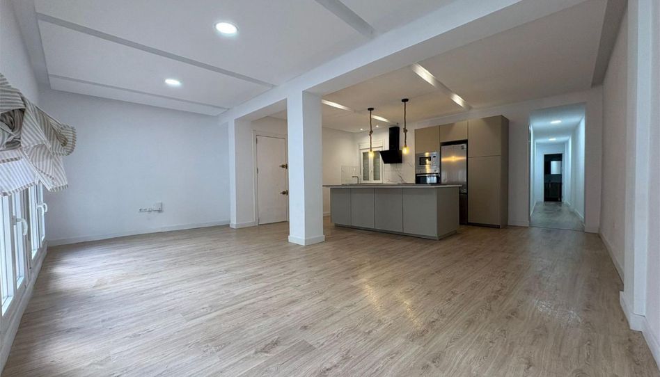 Piso en venta en Calle Porvenir, 42, Madre de Dios, Jerez de la Frontera - imagen 1 Foto 1 de Piso en venta en Calle Porvenir, 42, Madre de Dios, Jerez de la Frontera