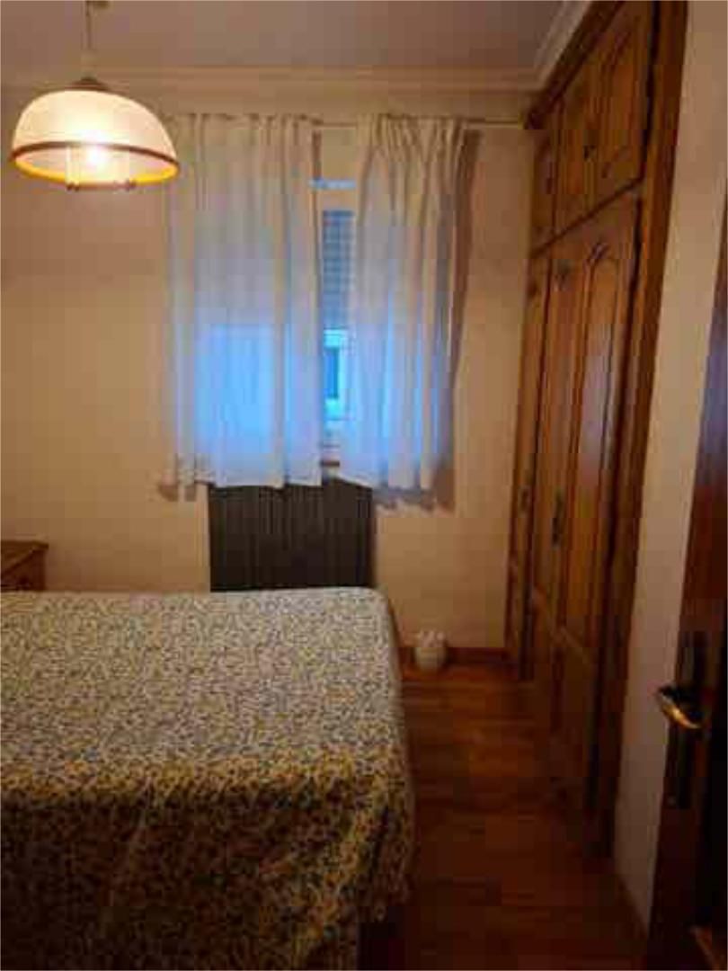 Habitación de Casa o chalet para compartir en Valdés - Luarca