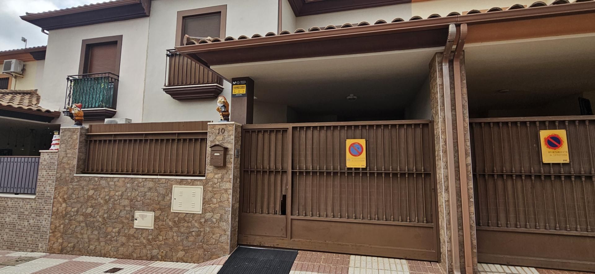 Vista exterior de Casa adosada en venta en La Victoria con Aire acondicionado, Calefacción y Amueblado