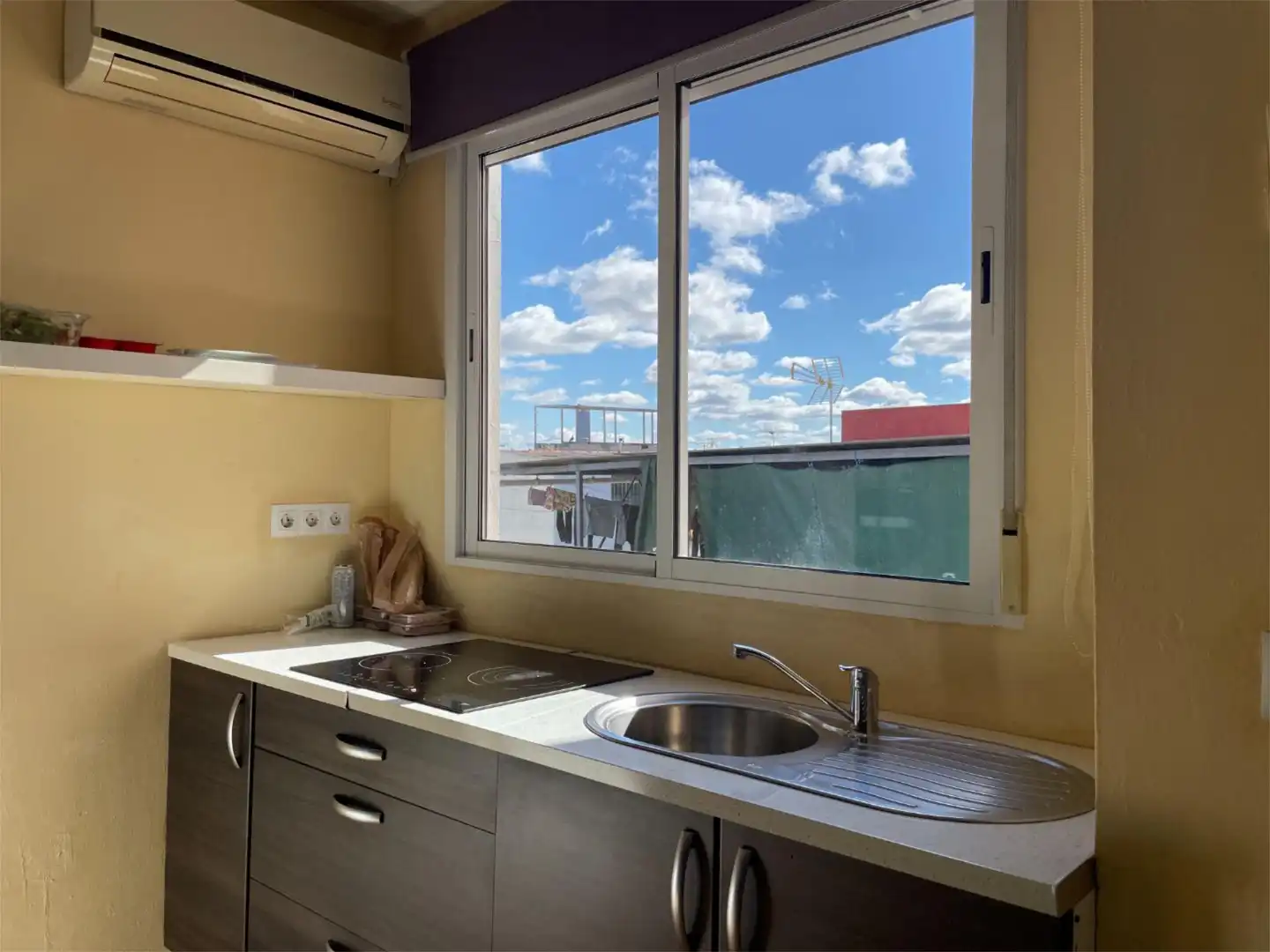 Cocina de Piso para compartir en Zaragoza con Aire acondicionado, Calefacción y Parquet