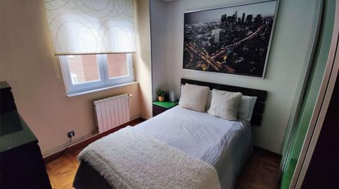 Foto 2 de Piso en venta en Calle Honduras, 13, Los Castros, Santander