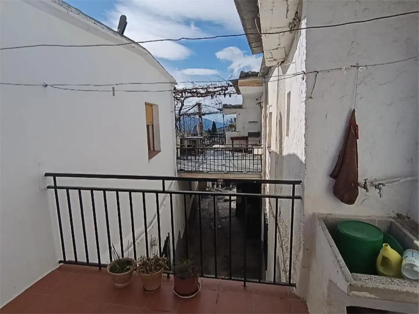 Casa adosada en venda a Calle Estación, 3, Pórtugos Terrassa de Casa adosada en venda en Pórtugos amb Terrassa, Traster i Moblat