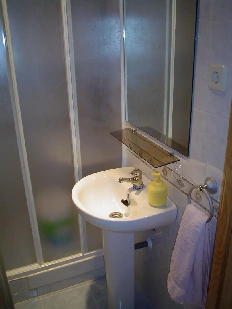 Bathroom of Flat for sale in  Madrid Capital  with Air Conditioner