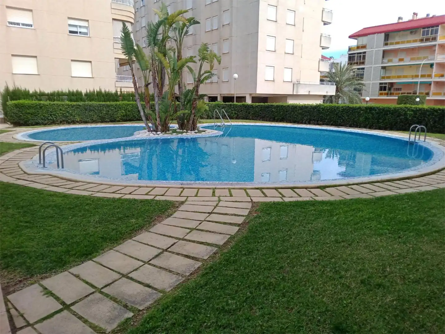 Wohnung zur Miete in Avinguda Neptú, 43, Daimús Schwimmbecken von Wohnung zur Miete in Daimús mit Klimaanlage, Terrasse und Schwimmbad