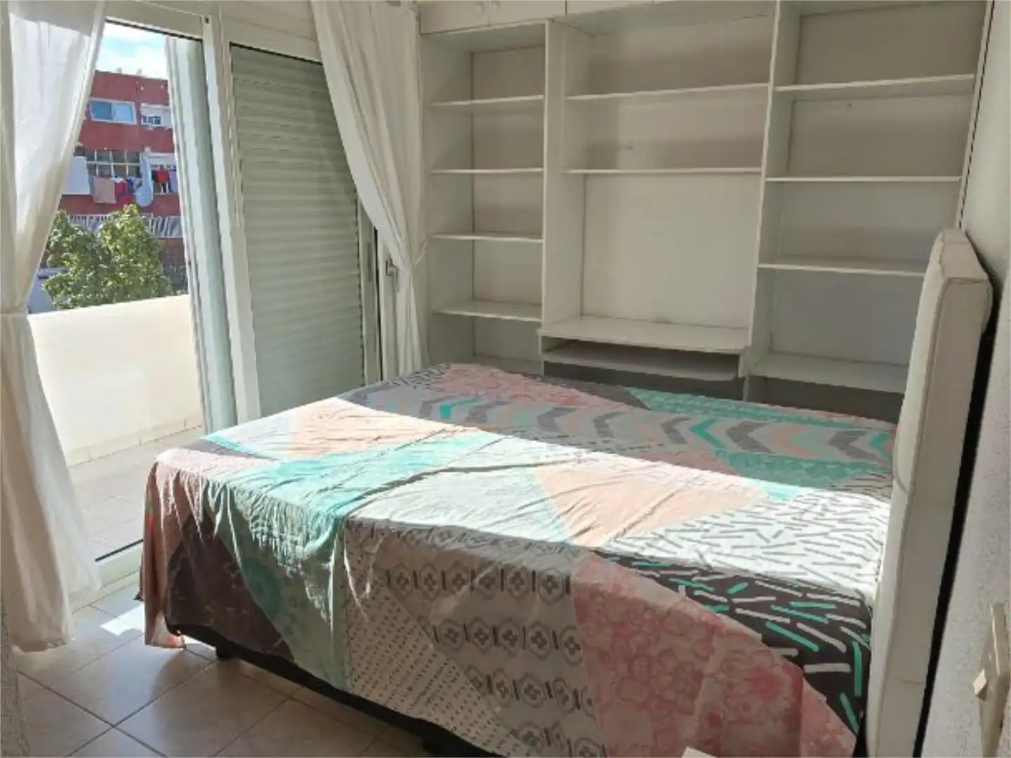 Piso en venta en Avenida de Galdar, 4, San Fernando Habitación de Piso en venta en San Bartolomé de Tirajana con Terraza, Amueblado y Balcón