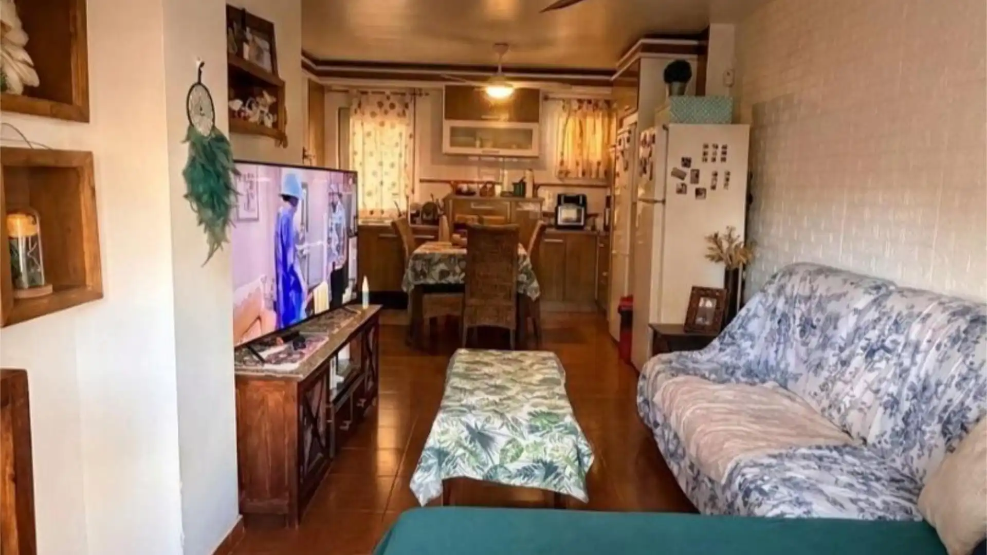 Sala d'estar de Pis en venda en Roquetas de Mar amb Calefacció, Terrassa i Piscina