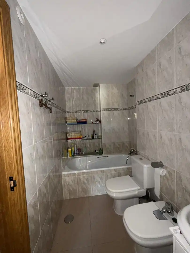 Piso en venta en Calle Juan García Abellán, 12, La Flota Baño de Piso en venta en Murcia con Aire acondicionado, Terraza y Trastero