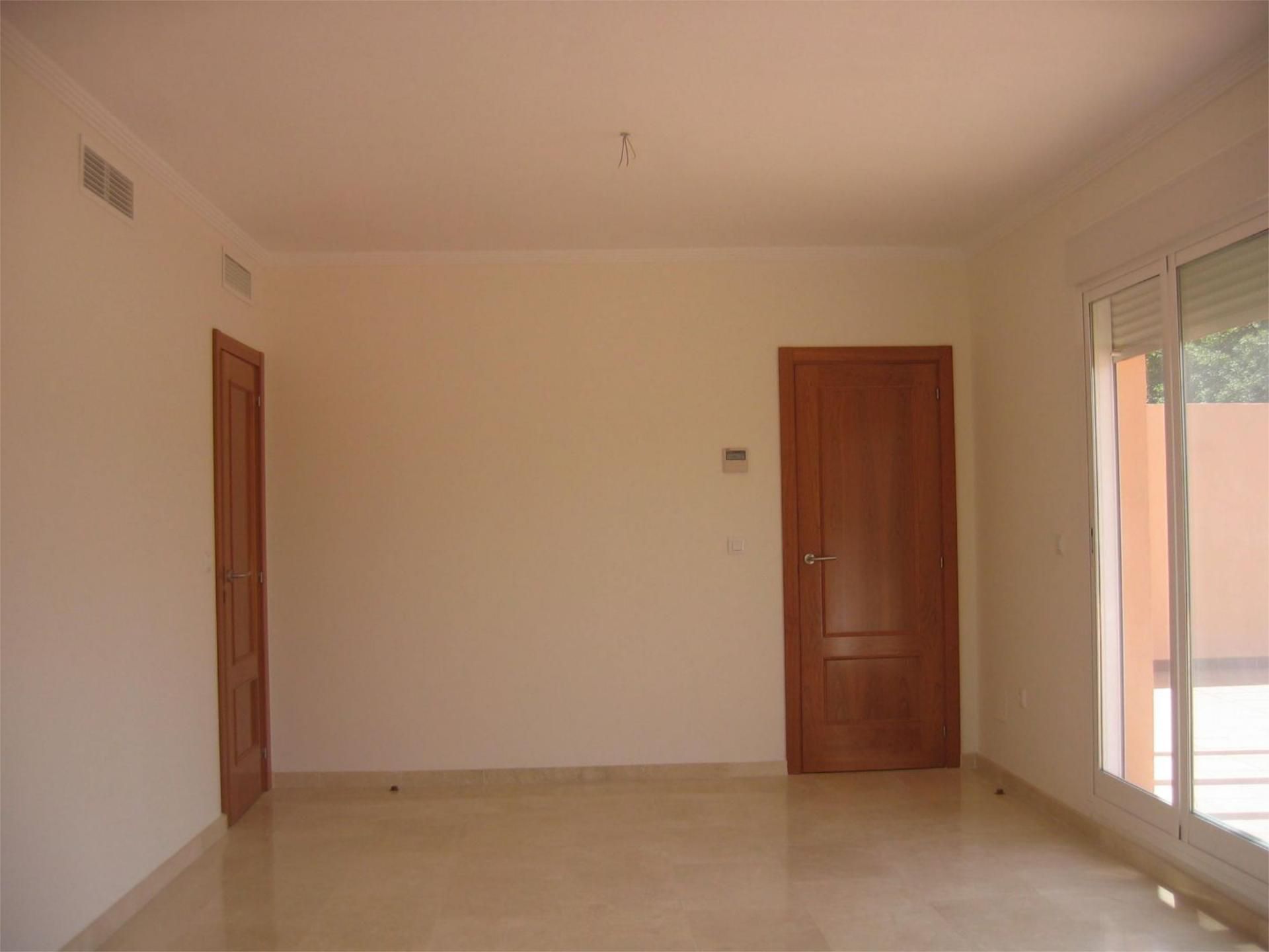 Wohnung zur Miete in Cerdanyola del Vallès mit Klimaanlage, Heizung und Parkett