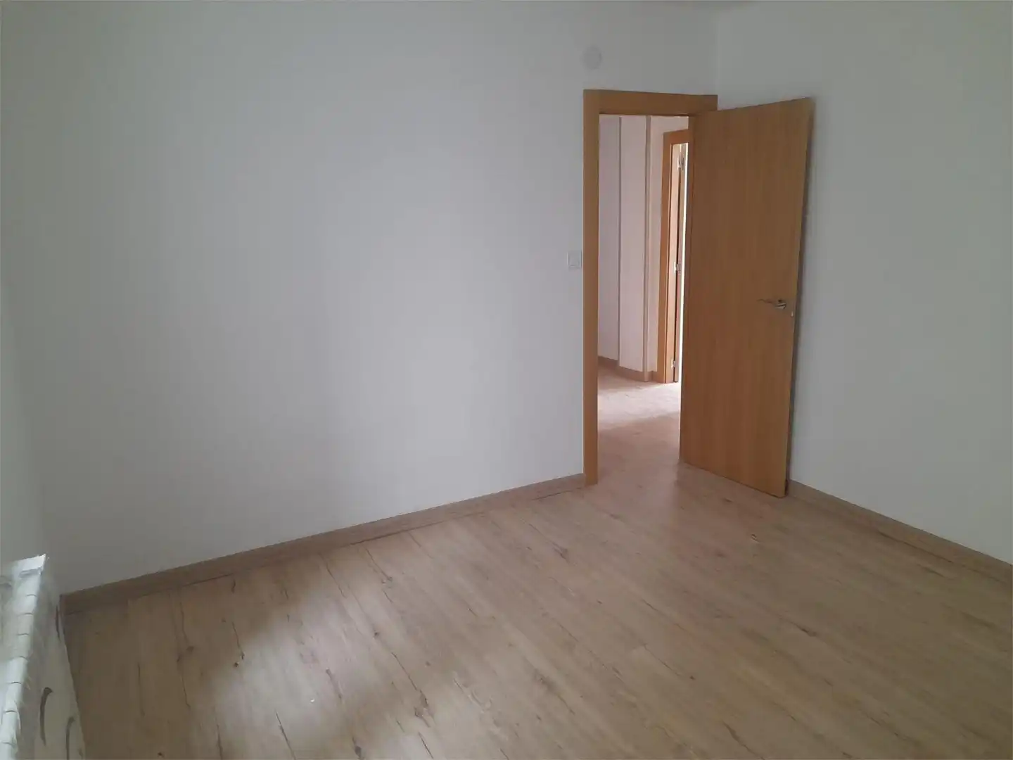 Piso en venta en Avenida de la Constitución Española, 3, Gamonal - San Bruno - G9 Piso en venta en Burgos Capital con Terraza