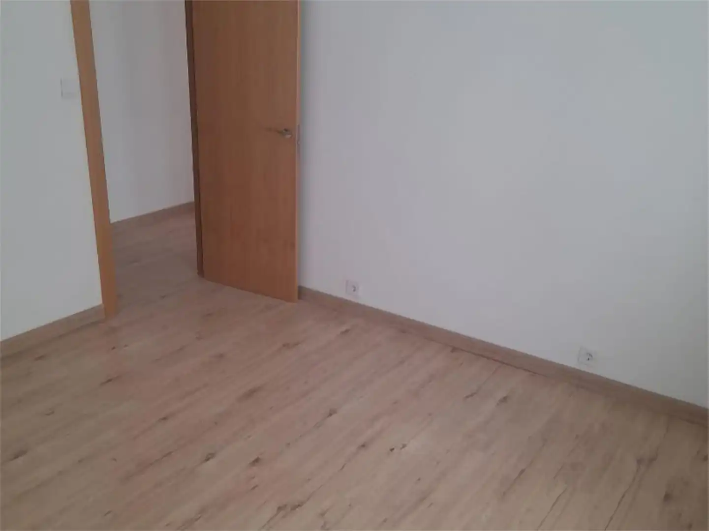 Piso en venta en Avenida de la Constitución Española, 3, Gamonal - San Bruno - G9 Habitación de Piso en venta en Burgos Capital con Terraza