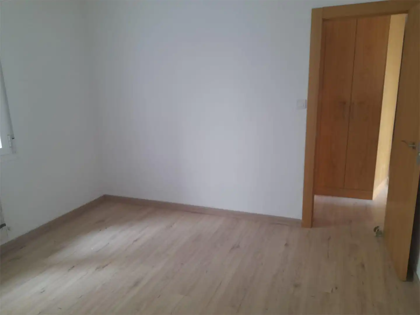 Piso en venta en Avenida de la Constitución Española, 3, Gamonal - San Bruno - G9 Habitación de Piso en venta en Burgos Capital con Terraza