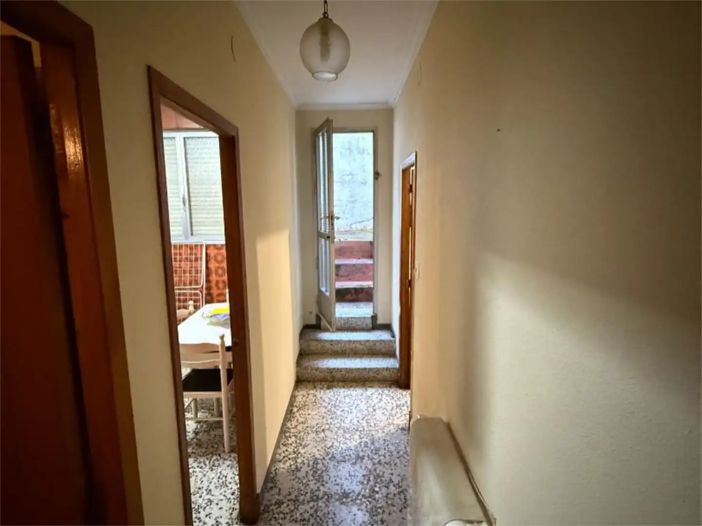 Casa adosada en venta en San Francisco Casa adosada en venta en Ourense Capital con Balcón