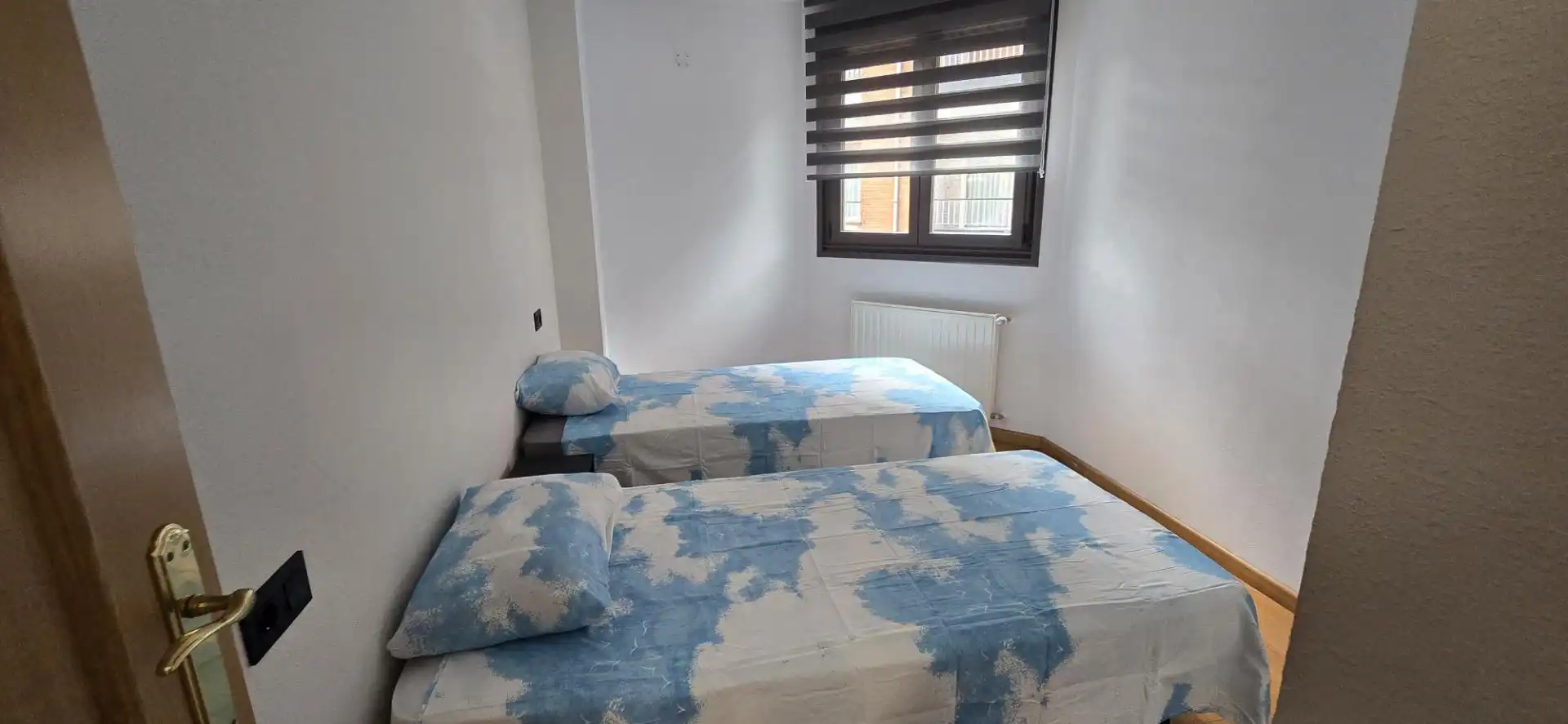 Bedroom of Flat for sale in Langreo  with Heating, Parquet flooring and Furnished