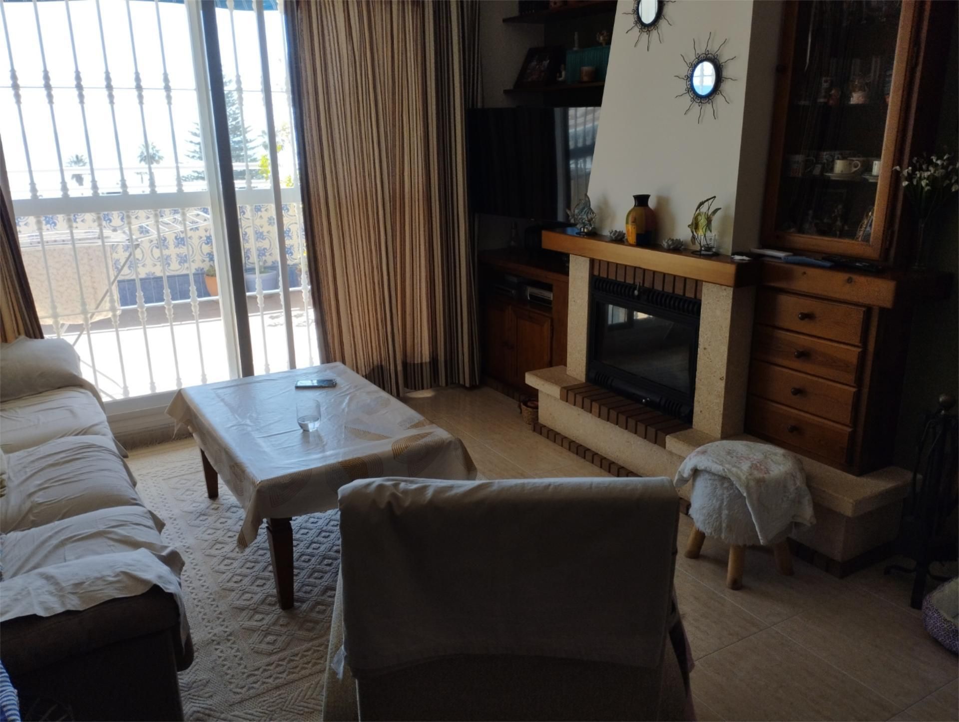 Sala de estar de Ático de alquiler en Rincón de la Victoria con Aire acondicionado