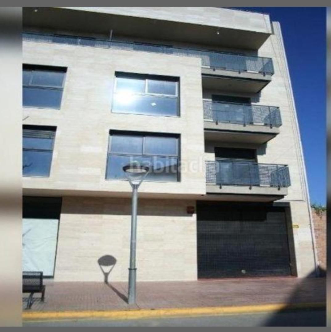 Vista exterior de Garatge de lloguer en Alcarràs