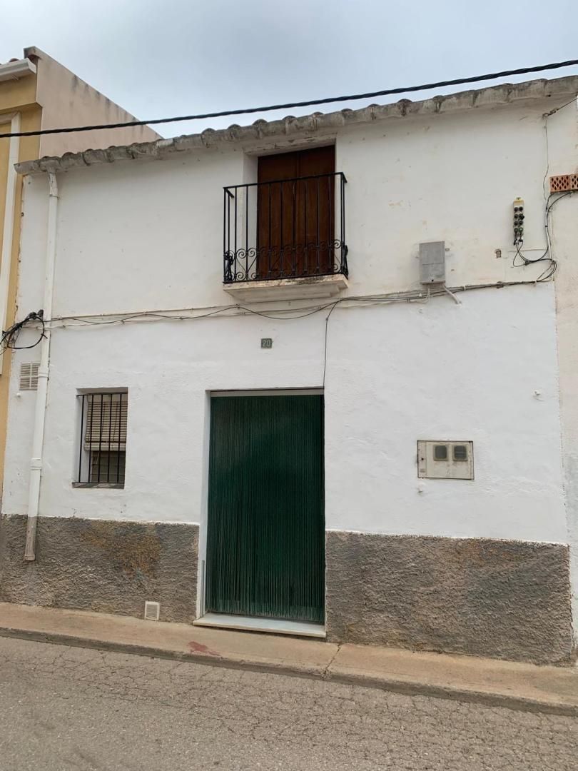 Außenansicht von Wohnungen zum Verkauf in Santa Bàrbara mit Balkon