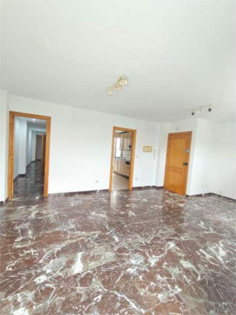 Piso en venta en Villa del Río con Jardín privado y Terraza