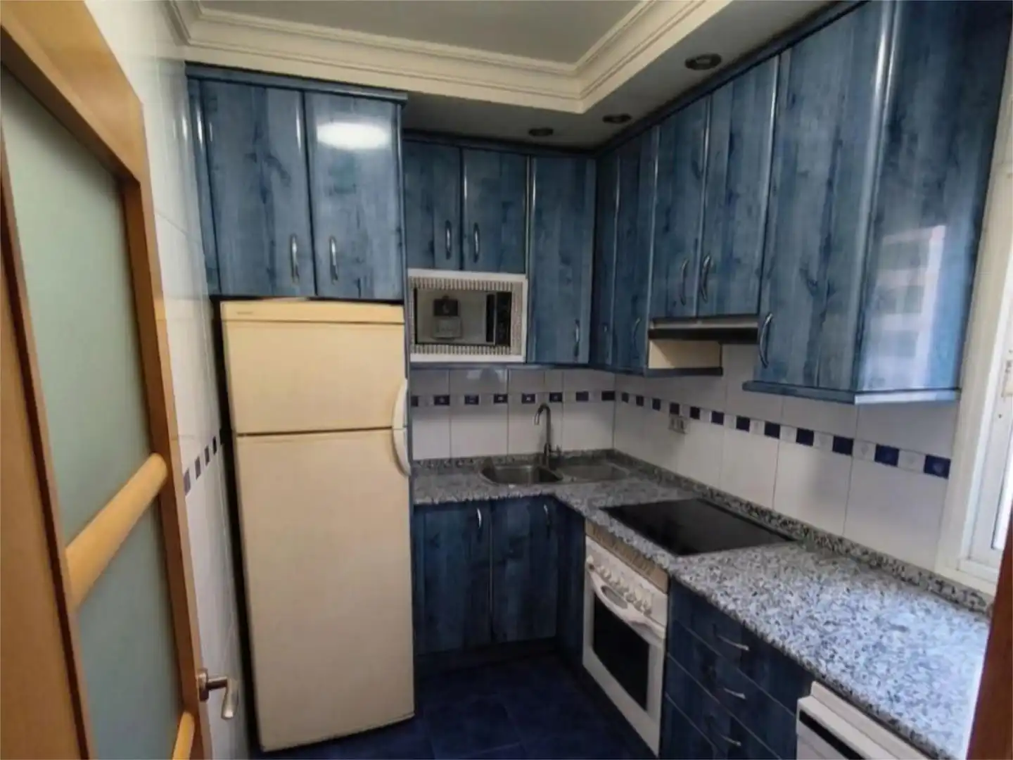 Piso en venta en Calle de Hermenegildo Bielsa, 11, Moscardó Cocina de Piso en venta en Madrid con Aire acondicionado y Balcón