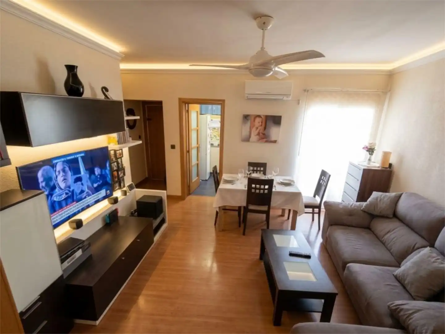 Living room of Flat for sale in  Madrid Capital  with Air Conditioner and Terrace
