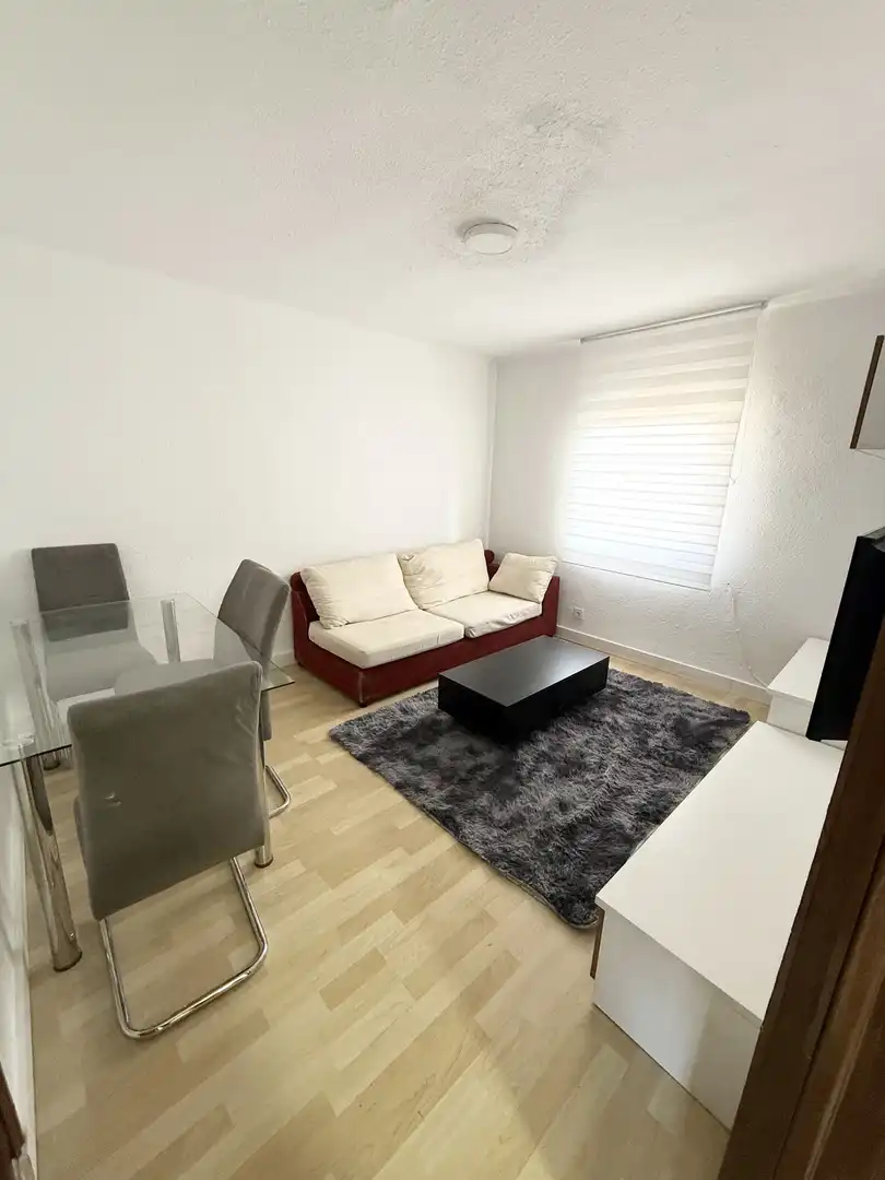 Living room of Flat for rent in Jaén  with Air Conditioner, Heating and Furnished