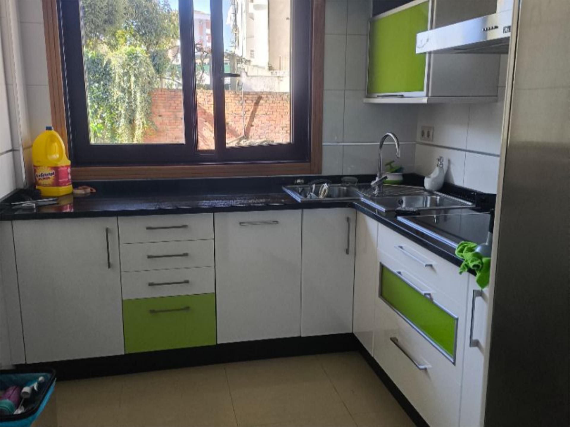 Küche von Wohnung zur Miete in Ourense Capital 