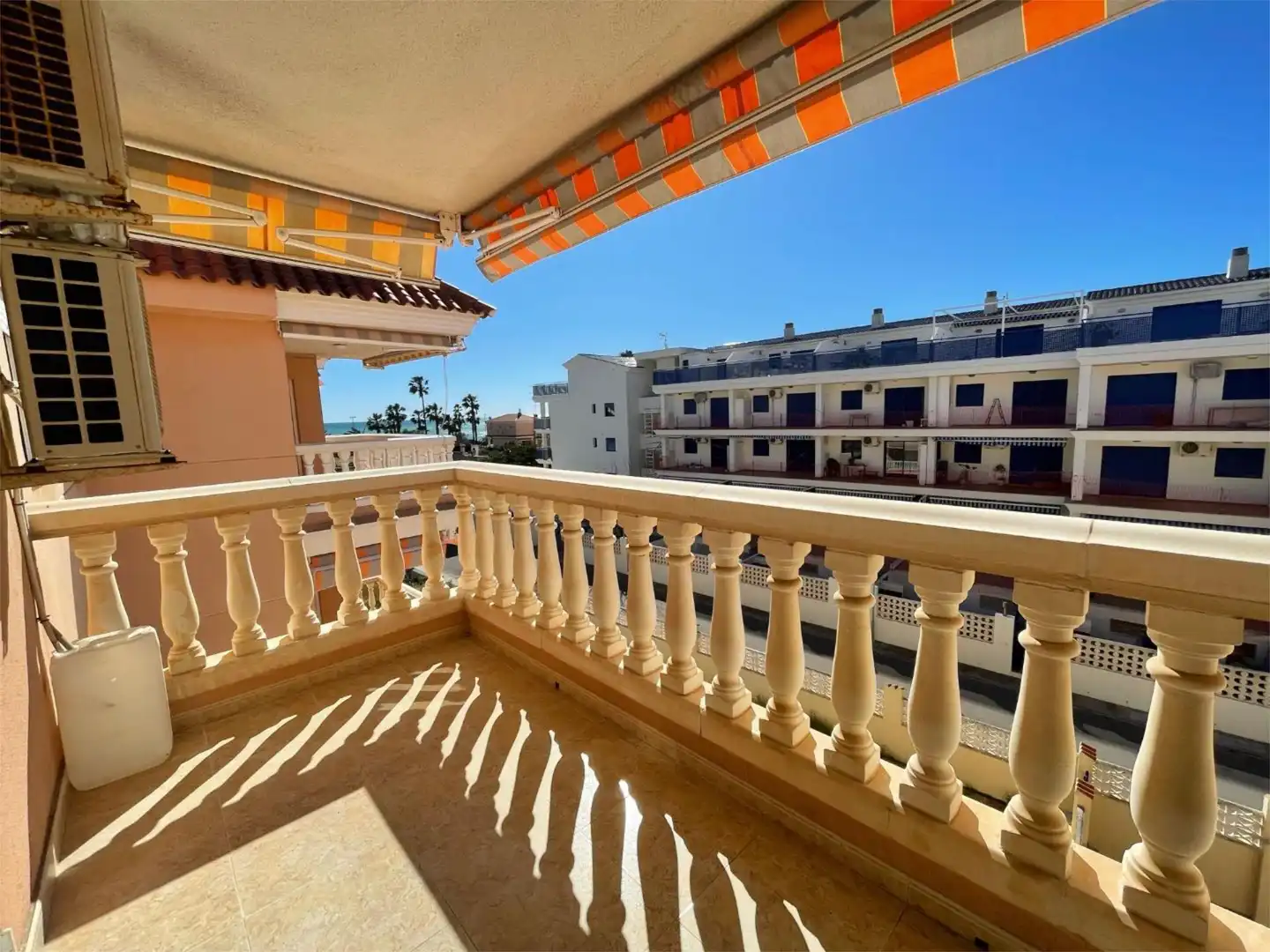 Flat for sale in Carrer Cullera, 1, Nules Exterior view of Flat for sale in Nules with Air Conditioner, Terrace and Swimming Pool