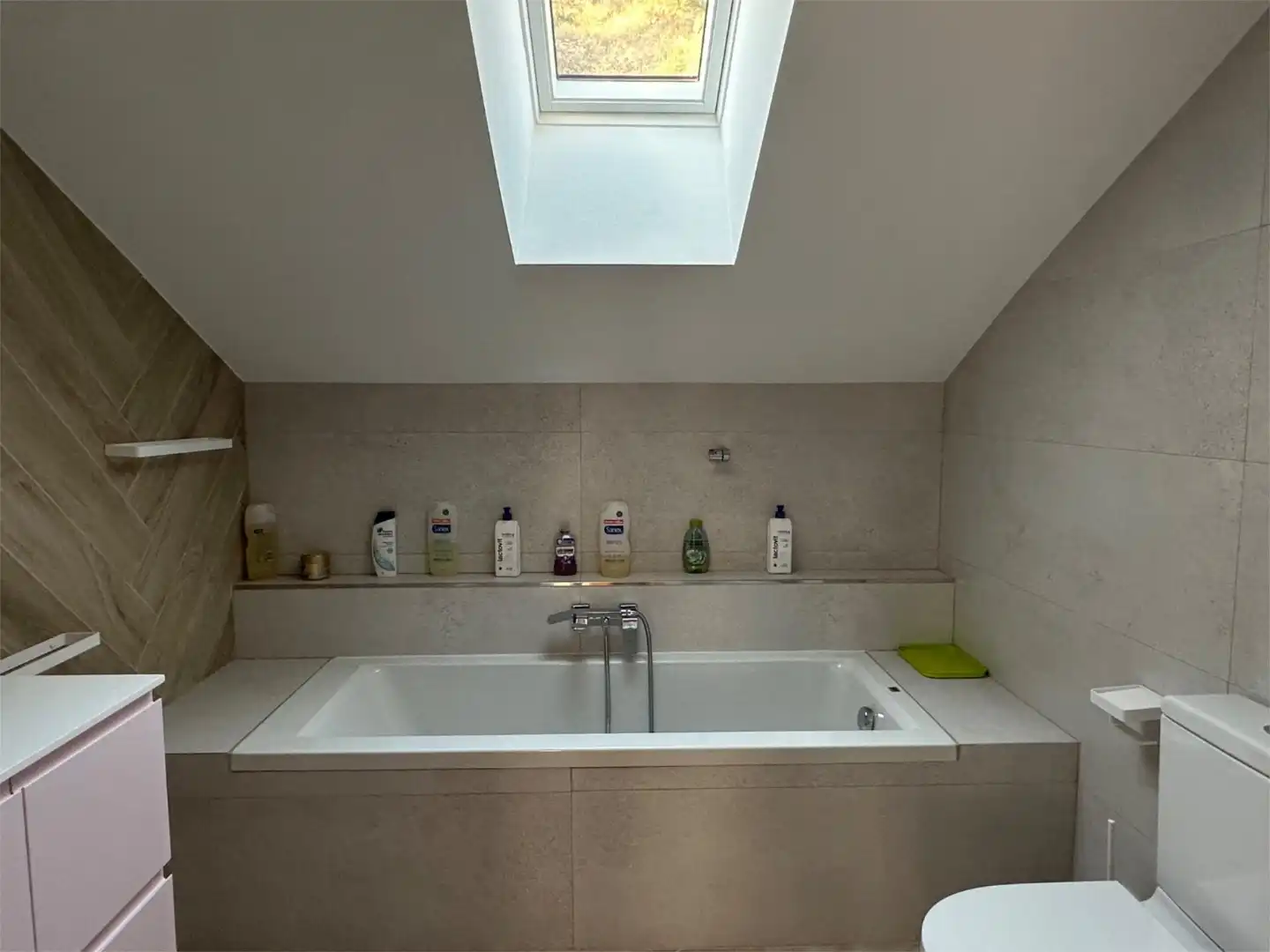 Badezimmer von Dachboden zum Verkauf in Altea mit Klimaanlage, Terrasse und Schwimmbad