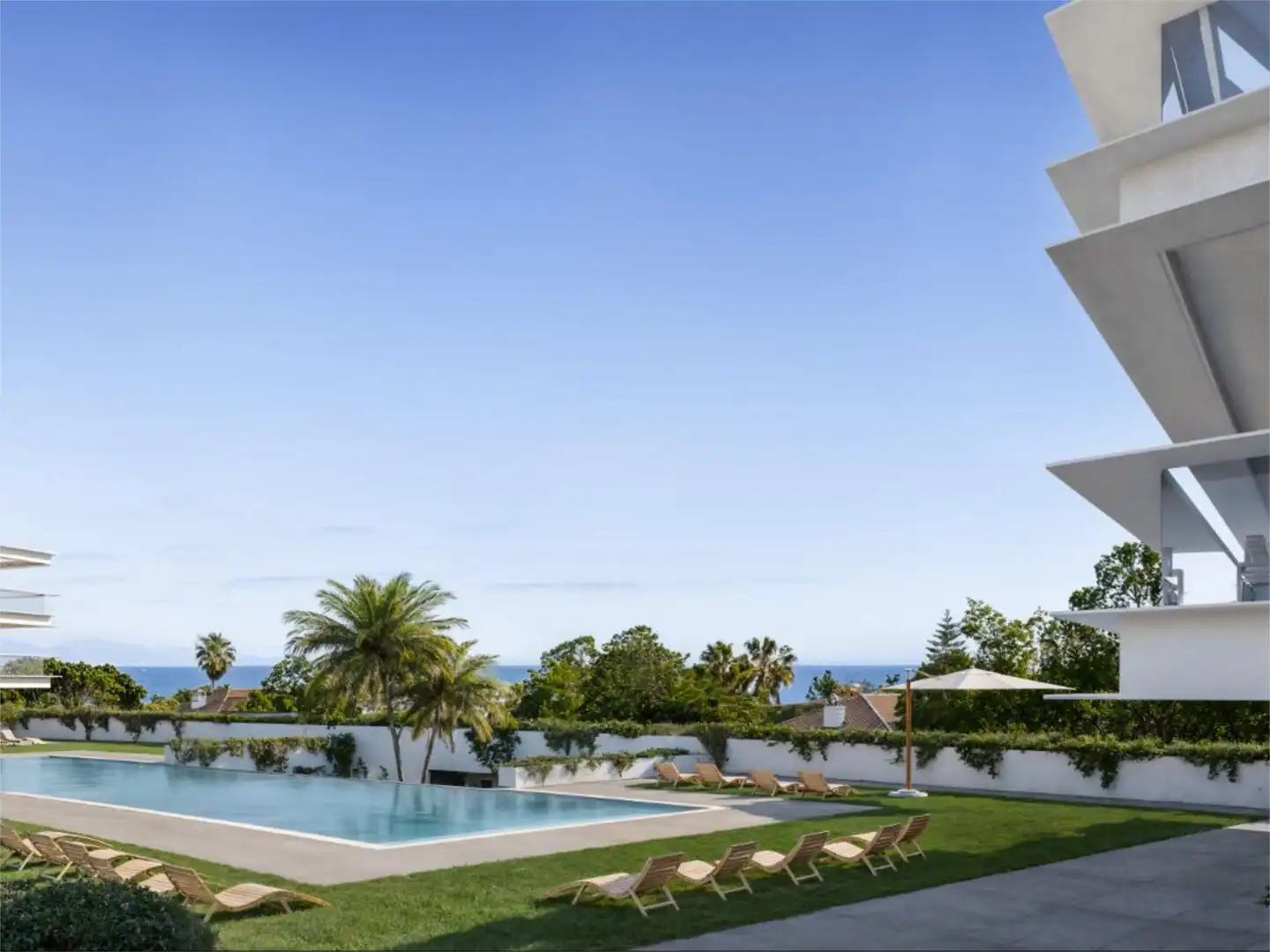 Flat for sale in Calle Del Zafiro, 34, El Castillo Swimming pool of Flat for sale in Manilva with Air Conditioner, Heating and Private garden
