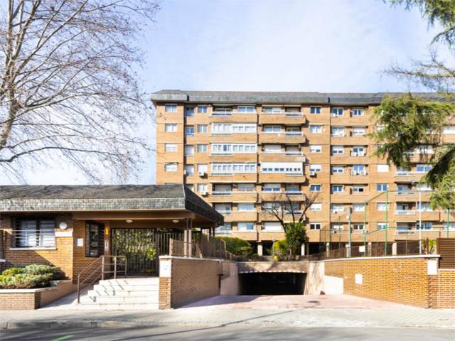 Piso en Venta en Calle del Río Bullaque, 6 A en La Paz