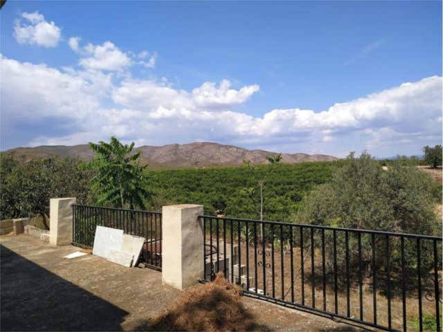 Casa adosada en Venta en Pedralba