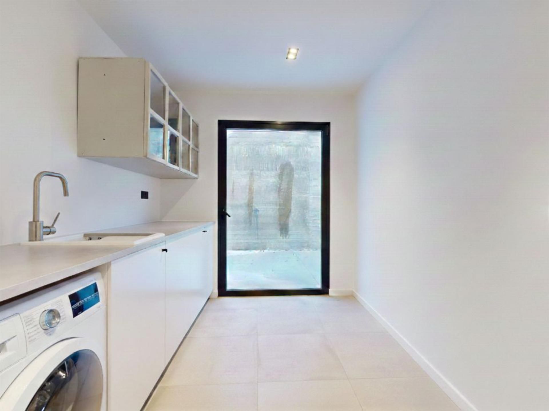 Kitchen of House or chalet for rent in  Madrid Capital  with Air Conditioner, Heating and Private garden