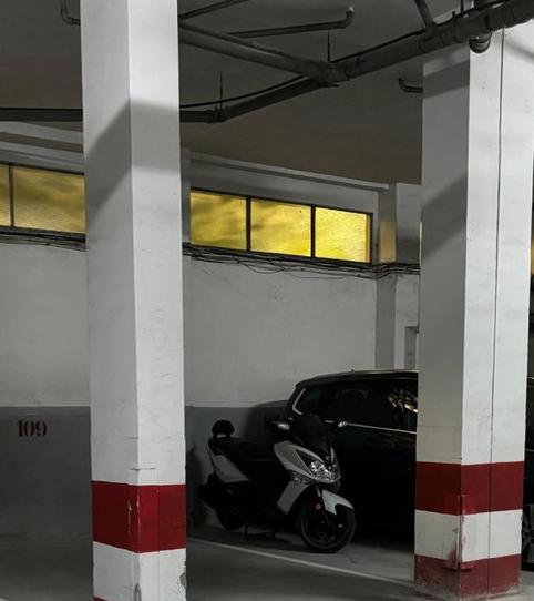 Foto 2 de Garatge de lloguer a Carrer Fernando Madroñal, 44, Florida Baja, Alicante / Alacant