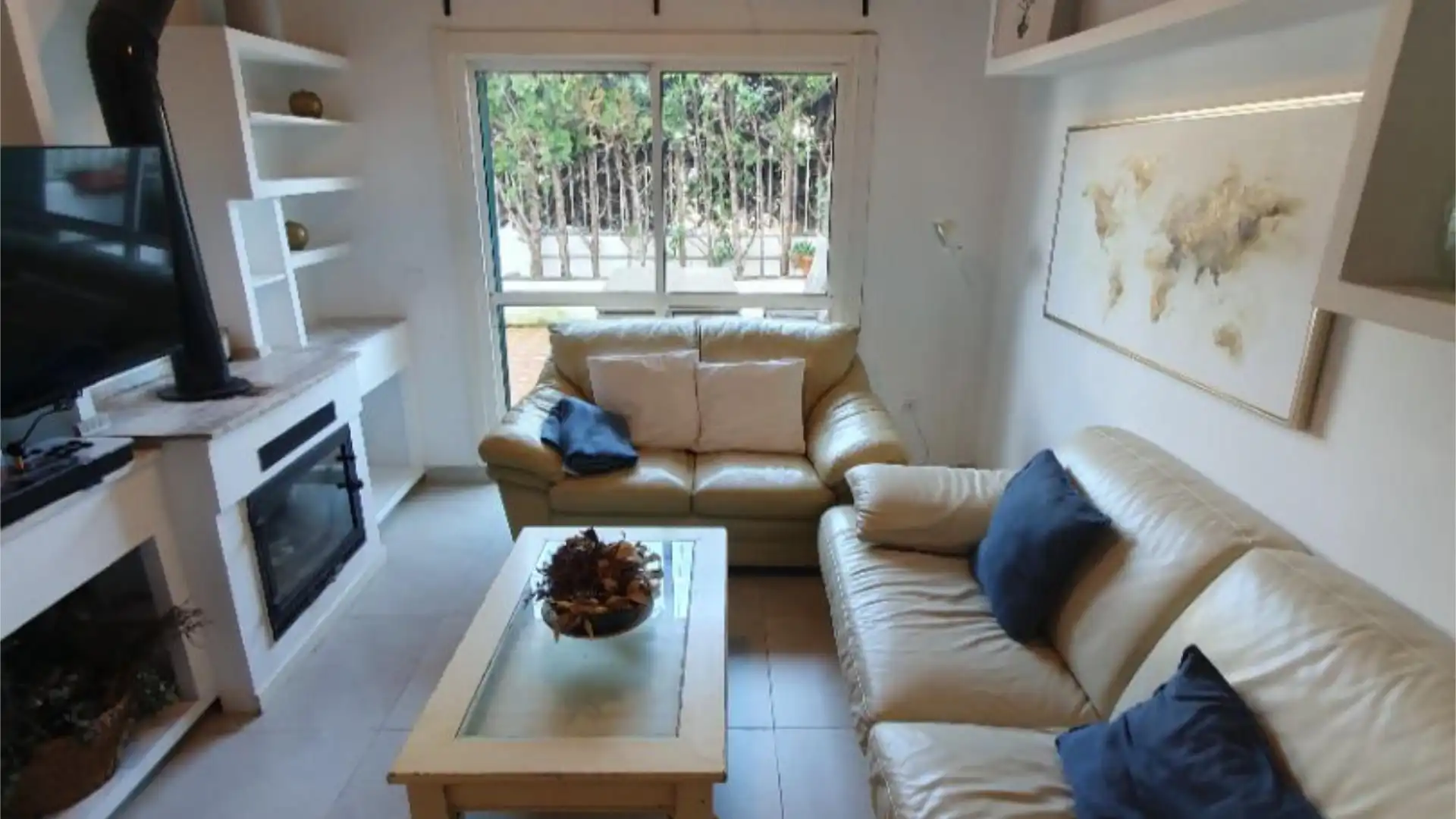 Sala de estar de Piso en venta en Tomares con Aire acondicionado, Jardín privado y Trastero