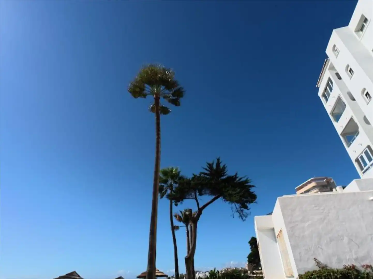 Exterior view of Flat for sale in Mijas  with Air Conditioner, Heating and Storage room