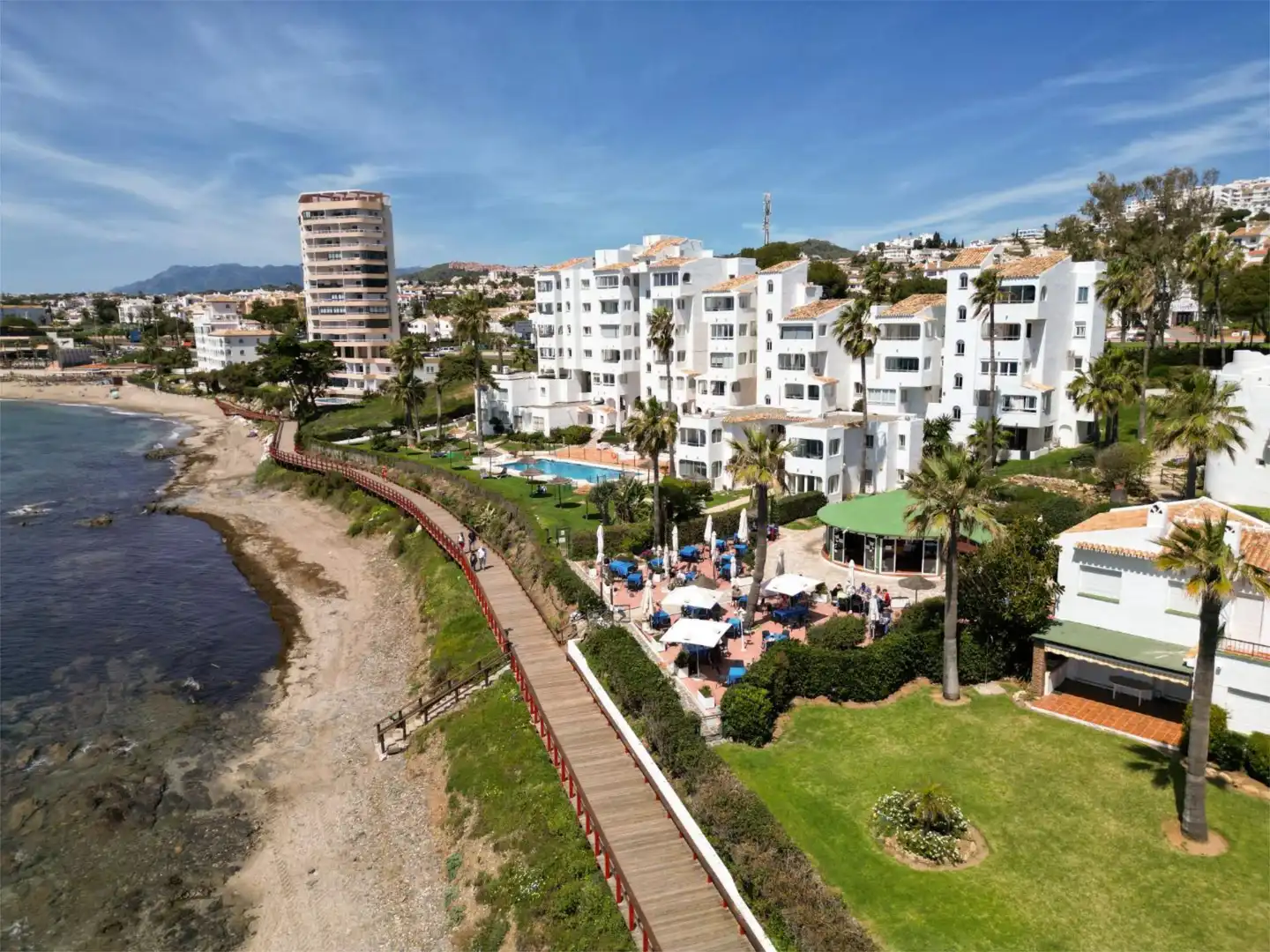 Exterior view of Flat for sale in Mijas  with Air Conditioner, Heating and Storage room