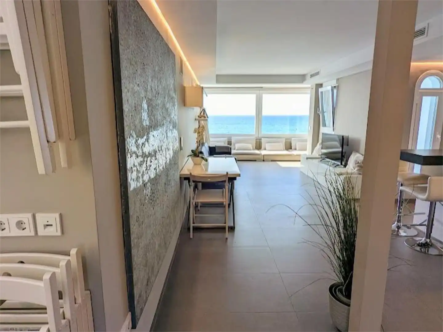 Living room of Flat for sale in Mijas  with Air Conditioner, Heating and Storage room