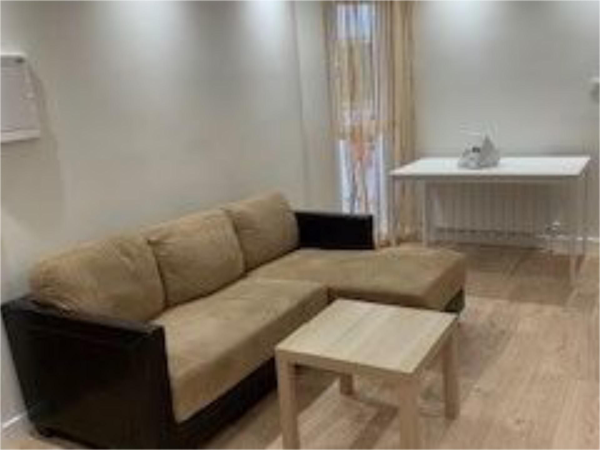 Flat for rent in Calle Veinticuatro de Abril, 10, San Claudio - La Chantría Flat for rent in Calle Veinticuatro de Abril, 10, San Claudio - La Chantría