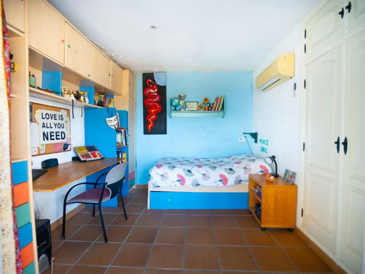 Casa adosada en venta en Calle Herrerías, 51, Montoro Habitación de Casa adosada en venta en Montoro con Aire acondicionado, Calefacción y Terraza