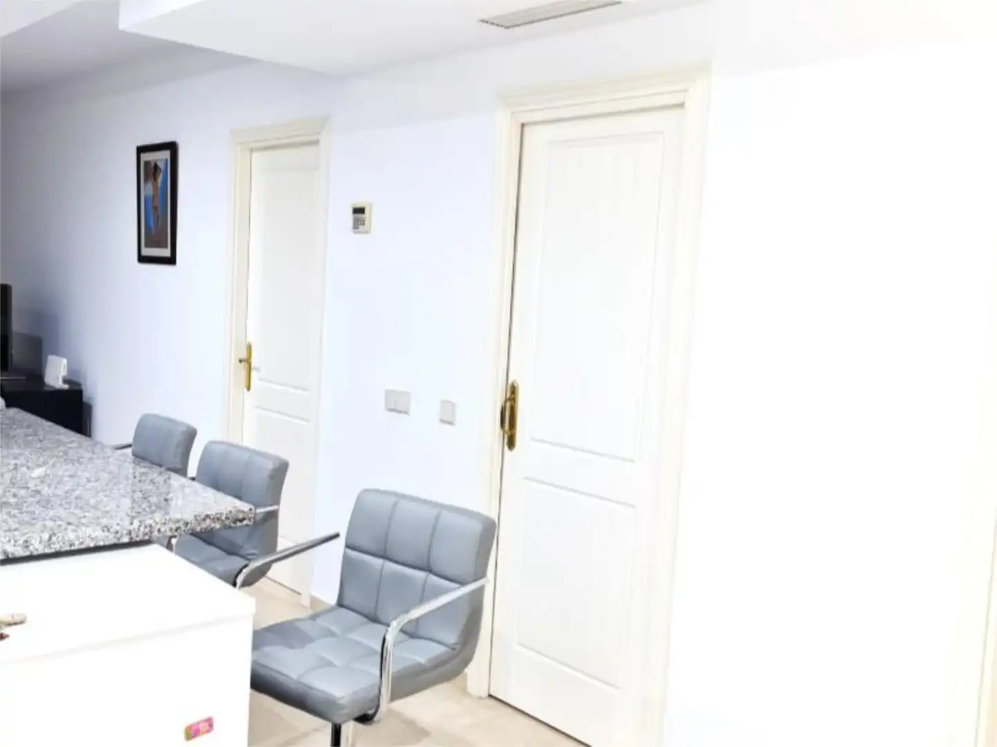 Piso en venta en Calle Castilla, 38, San Pedro de Alcántara pueblo Piso en venta en Marbella con Aire acondicionado, Calefacción y Balcón