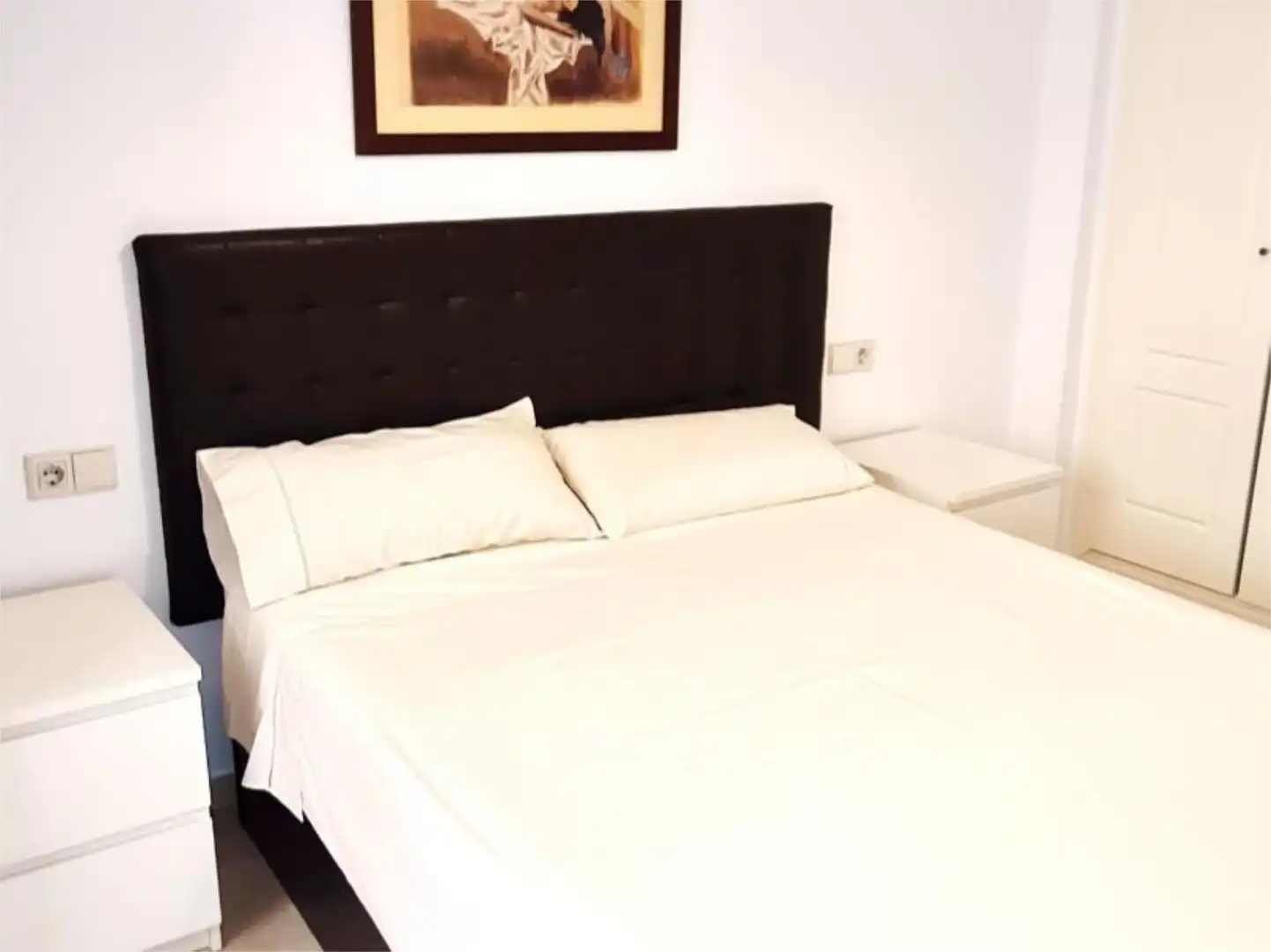 Piso en venta en Calle Castilla, 38, San Pedro de Alcántara pueblo Habitación de Piso en venta en Marbella con Aire acondicionado, Calefacción y Balcón