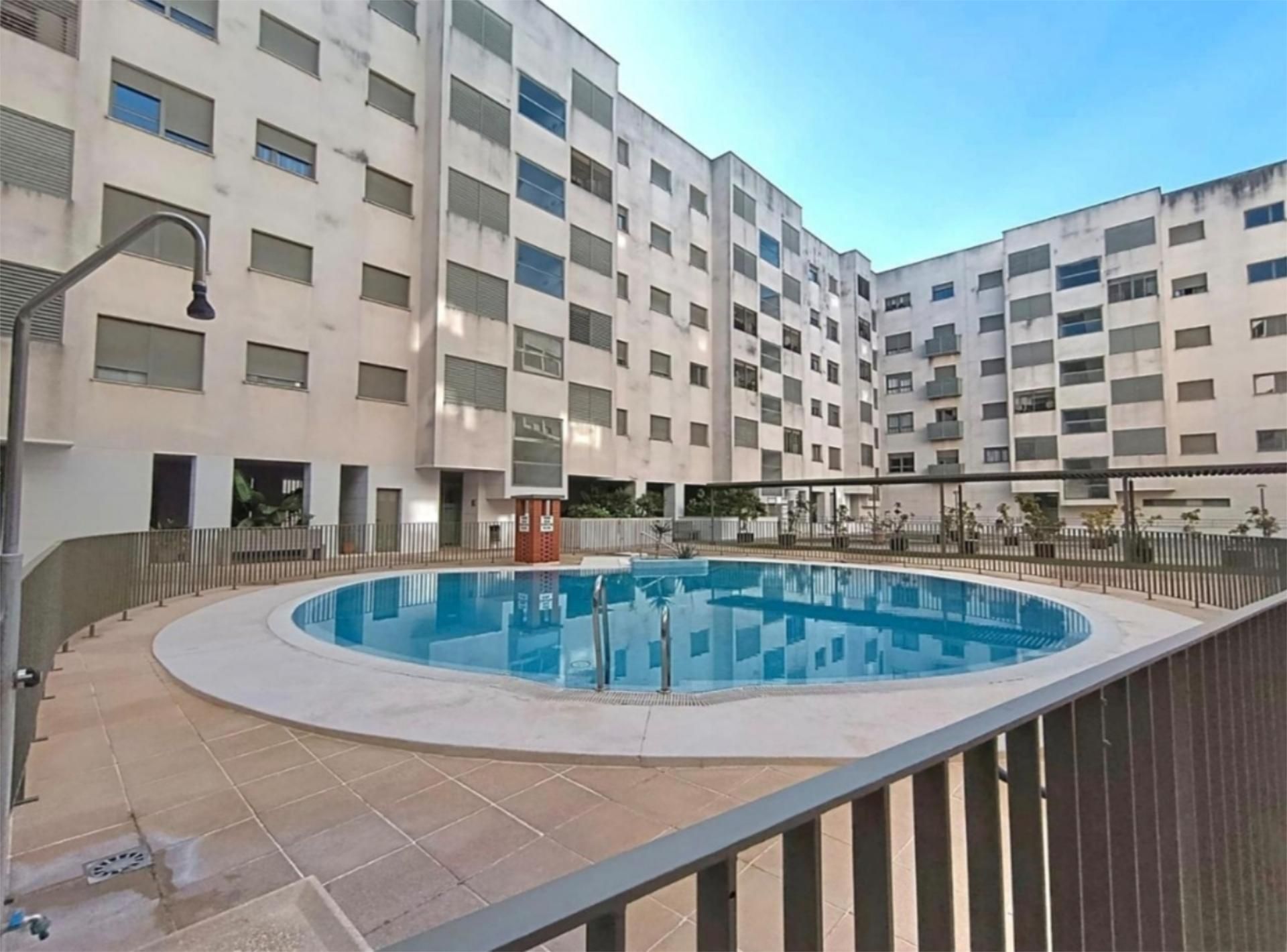 Schwimmbecken von Wohnung zum Verkauf in El Puerto de Santa María mit Klimaanlage, Terrasse und Schwimmbad