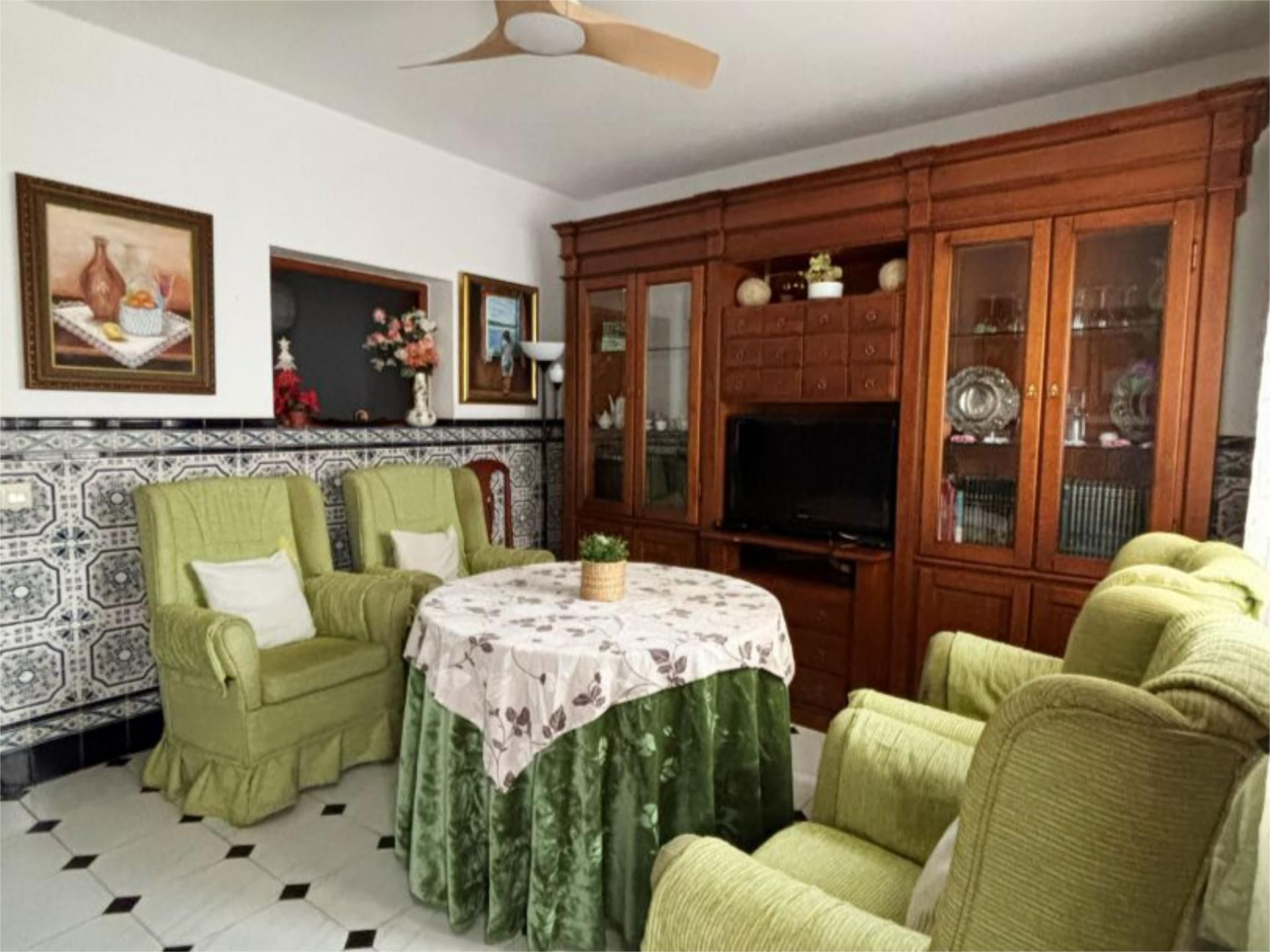 Casa adosada en venta en Calle León XIII, 12, Salvaleón Sala de estar de Casa adosada en venta en Salvaleón con Terraza, Amueblado y Balcón