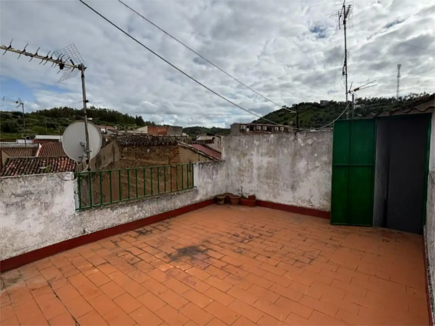 Casa adosada en venta en Calle León XIII, 12, Salvaleón Terraza de Casa adosada en venta en Salvaleón con Terraza, Amueblado y Balcón