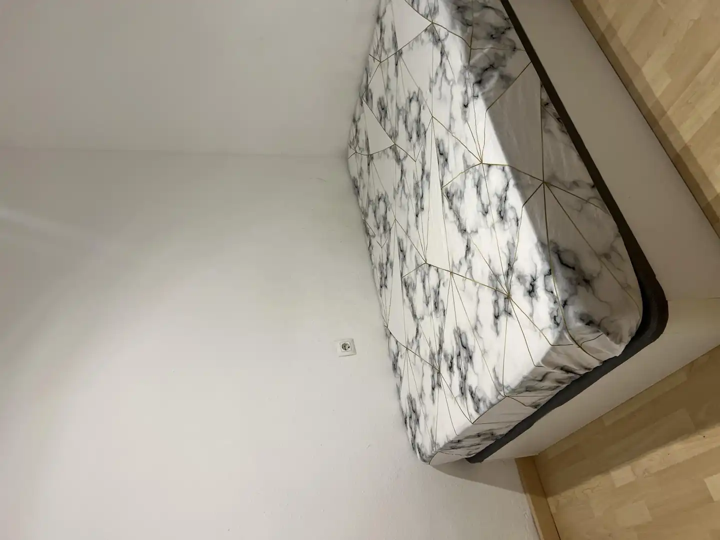Bedroom of Flat for share in Valencia  with Parquet flooring and Furnished