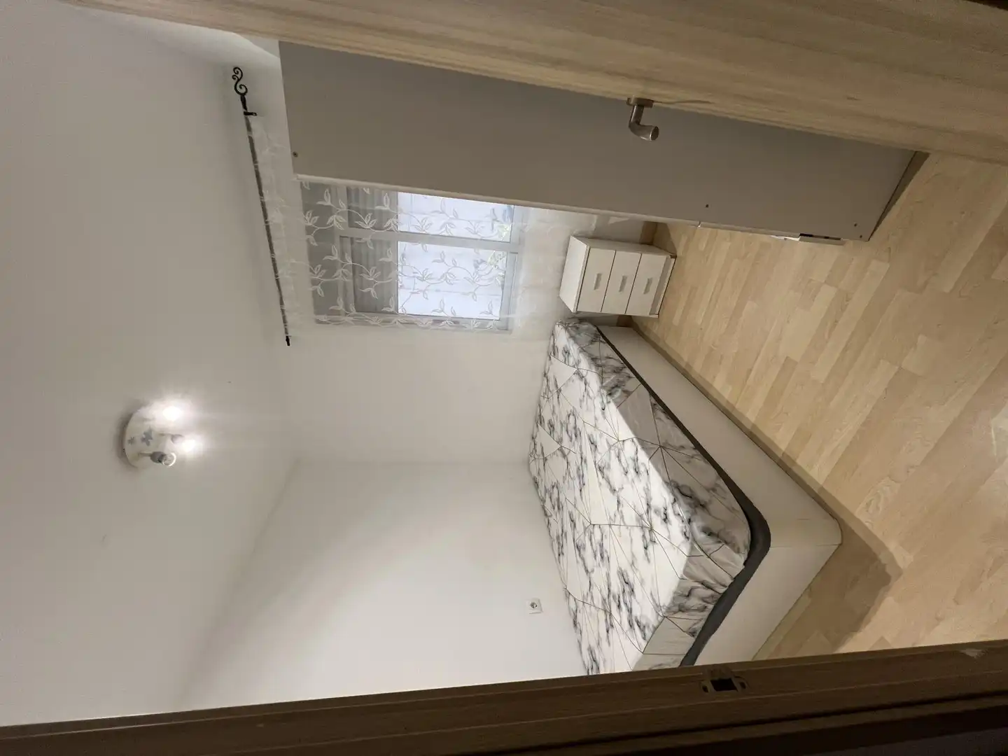 Bedroom of Flat for share in Valencia  with Parquet flooring and Furnished
