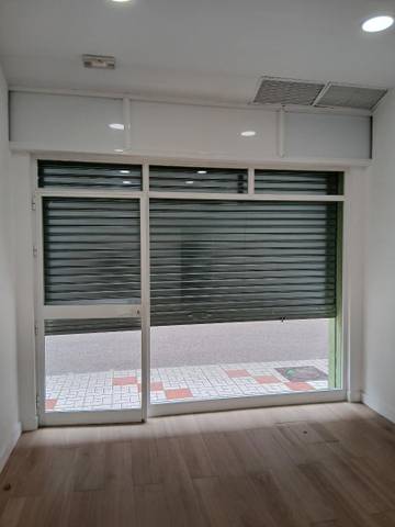 Local comercial en Alquiler en Calle Haendel, 3 en Los Guindos - Parque Mediterráneo - Santa Paula