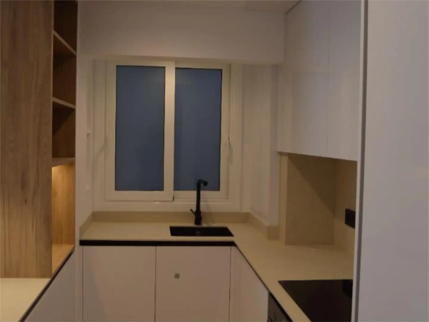 Piso en venta en Carrer de Josep Serrano, 43, Can Baró Cocina de Piso en venta en Barcelona Capital con Aire acondicionado y Balcón