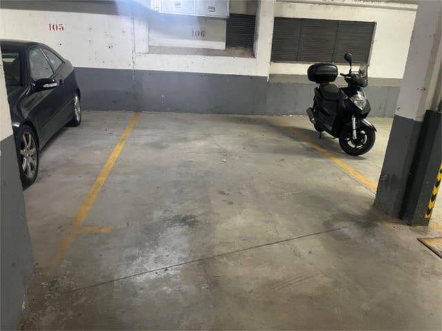 Garaje en Alquiler en Santa Catalina - Ferial